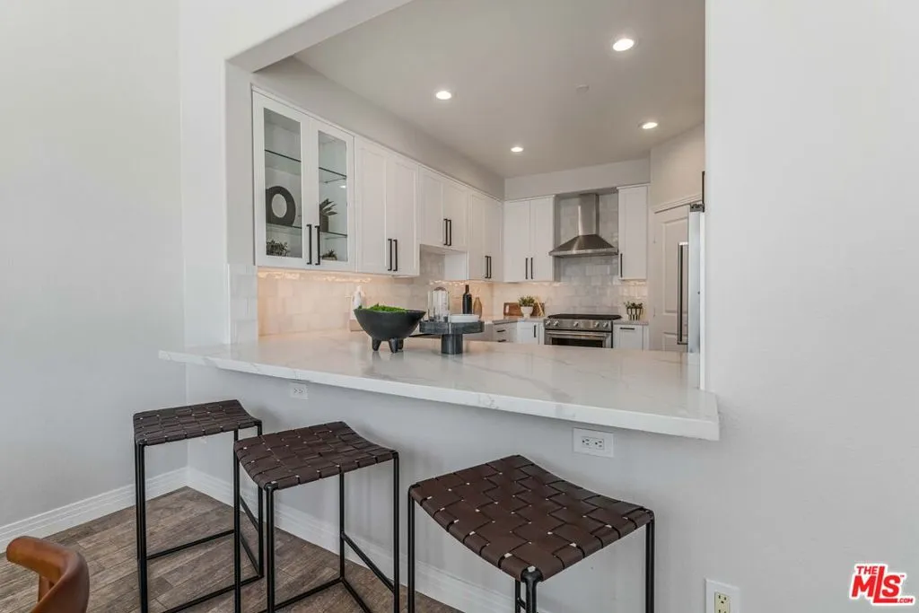 7100 Playa Vista Drive 406, Playa Vista, California 90094 home-pic-10